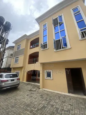 3bdrm Apartment in Chevron for rent