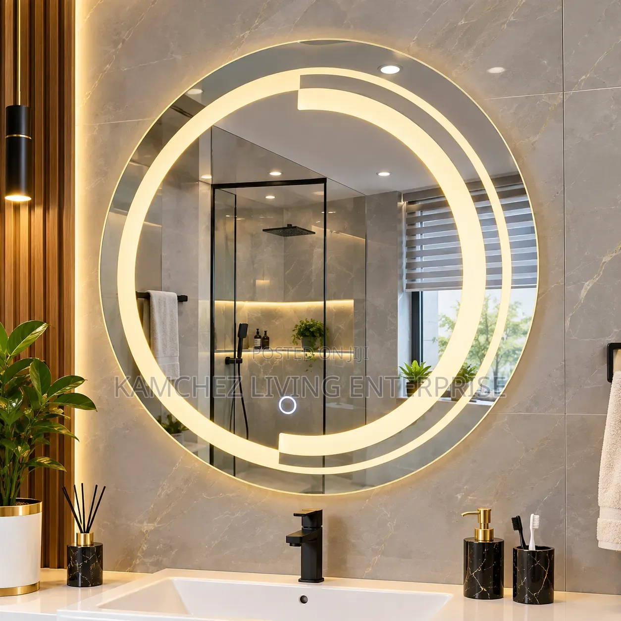 Luxury Round LED Bathroom Mirror With 3 Light