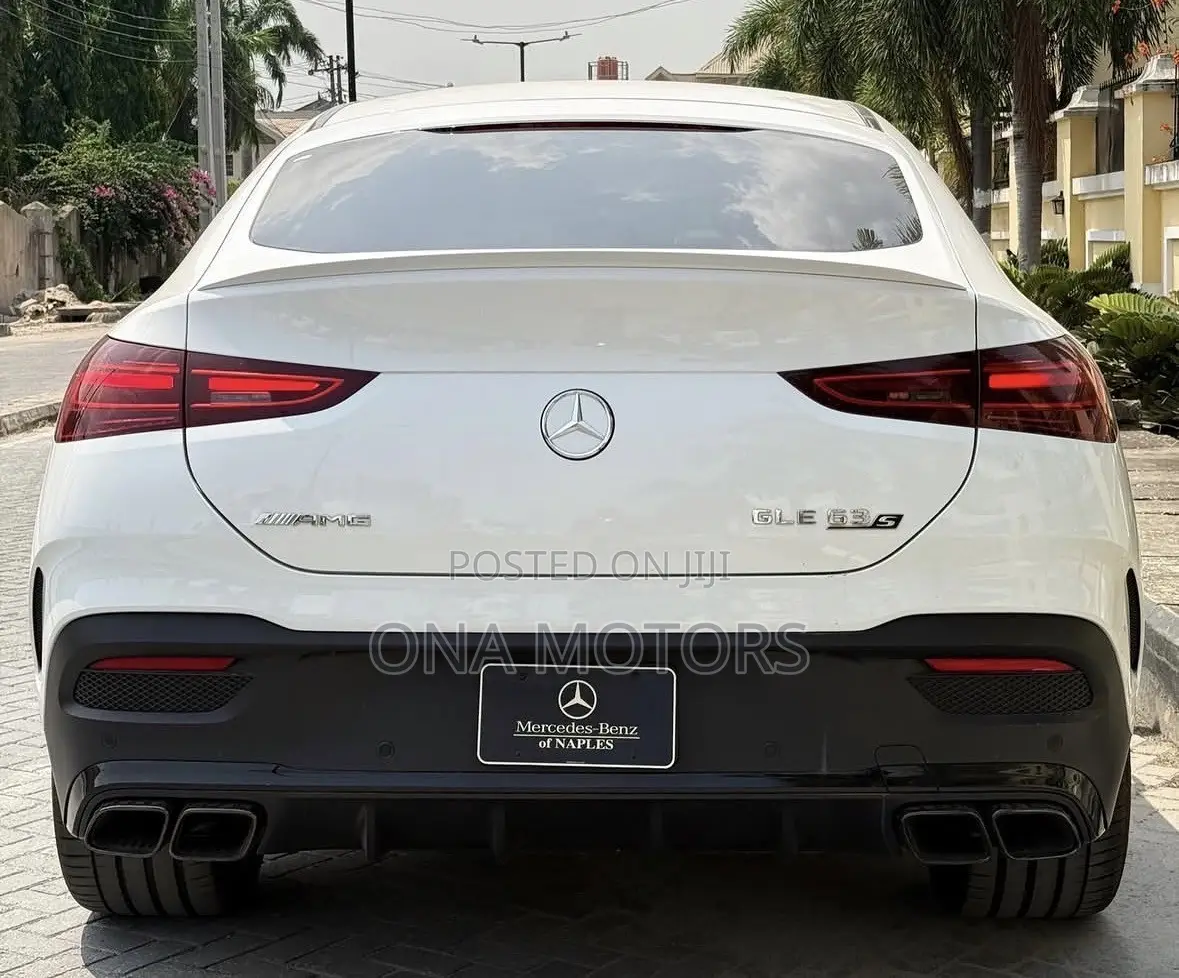 Mercedes-Benz GLE-Class 2025 White