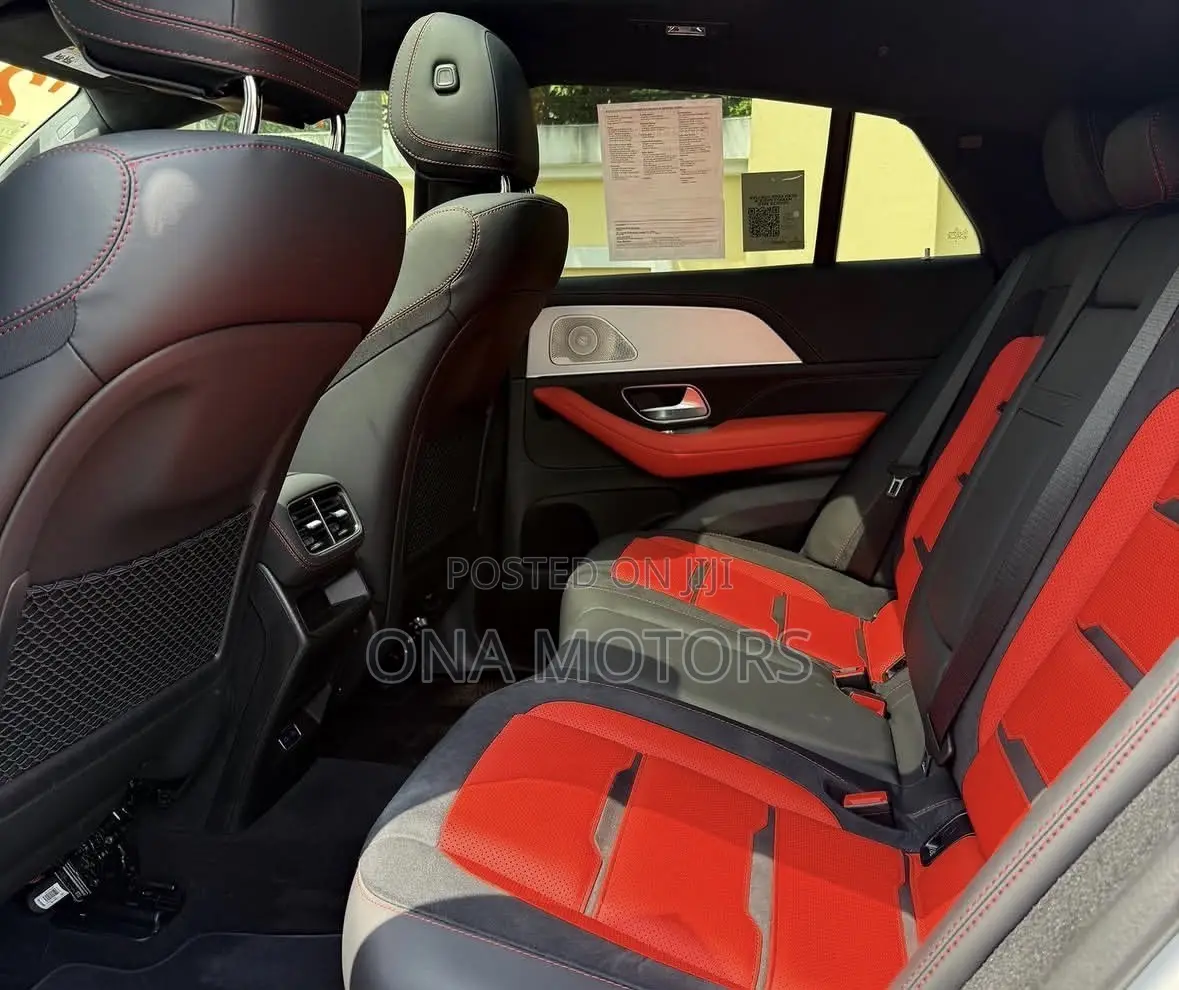 Mercedes-Benz GLE-Class 2025 White