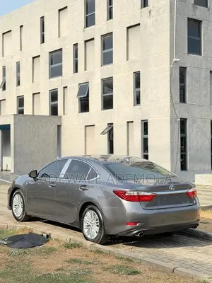 Lexus ES 350 FWD 2015 Gray
