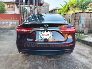 Toyota Avalon XLE Premium 4dr Sedan (3.5L 6cyl 6A) 2014 Red