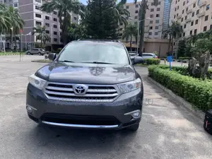 Toyota Highlander 2012 Gray