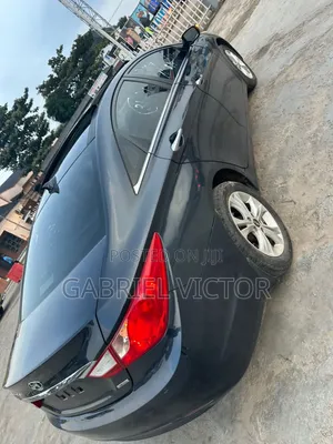 Hyundai Sonata Limited 2.0T Sedan (2.0L 4cyl 6A) 2012 Black