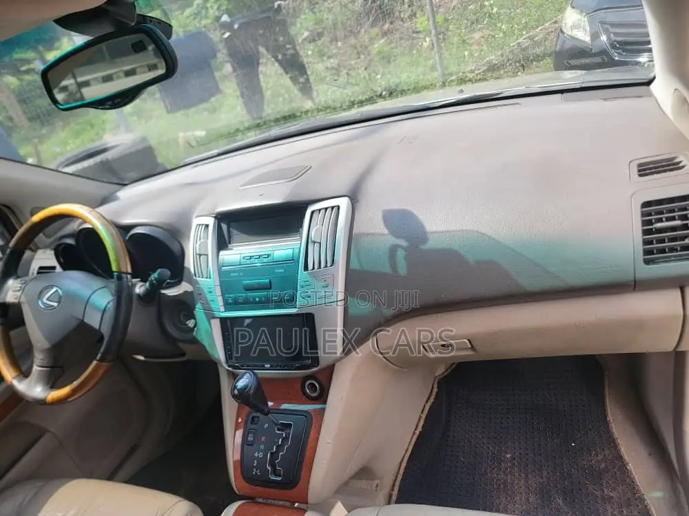 Lexus RX 330 2005 Gold