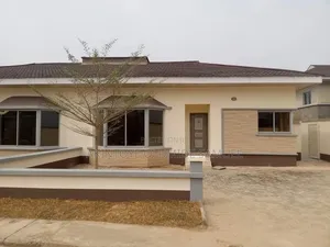 3bdrm Bungalow in Ta Gardens Estate, Iseri for sale