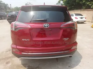 Toyota RAV4 Limited 4dr SUV AWD (2.5L 4cyl 6A) 2018 Red