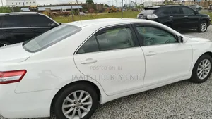Toyota Camry 2010 White