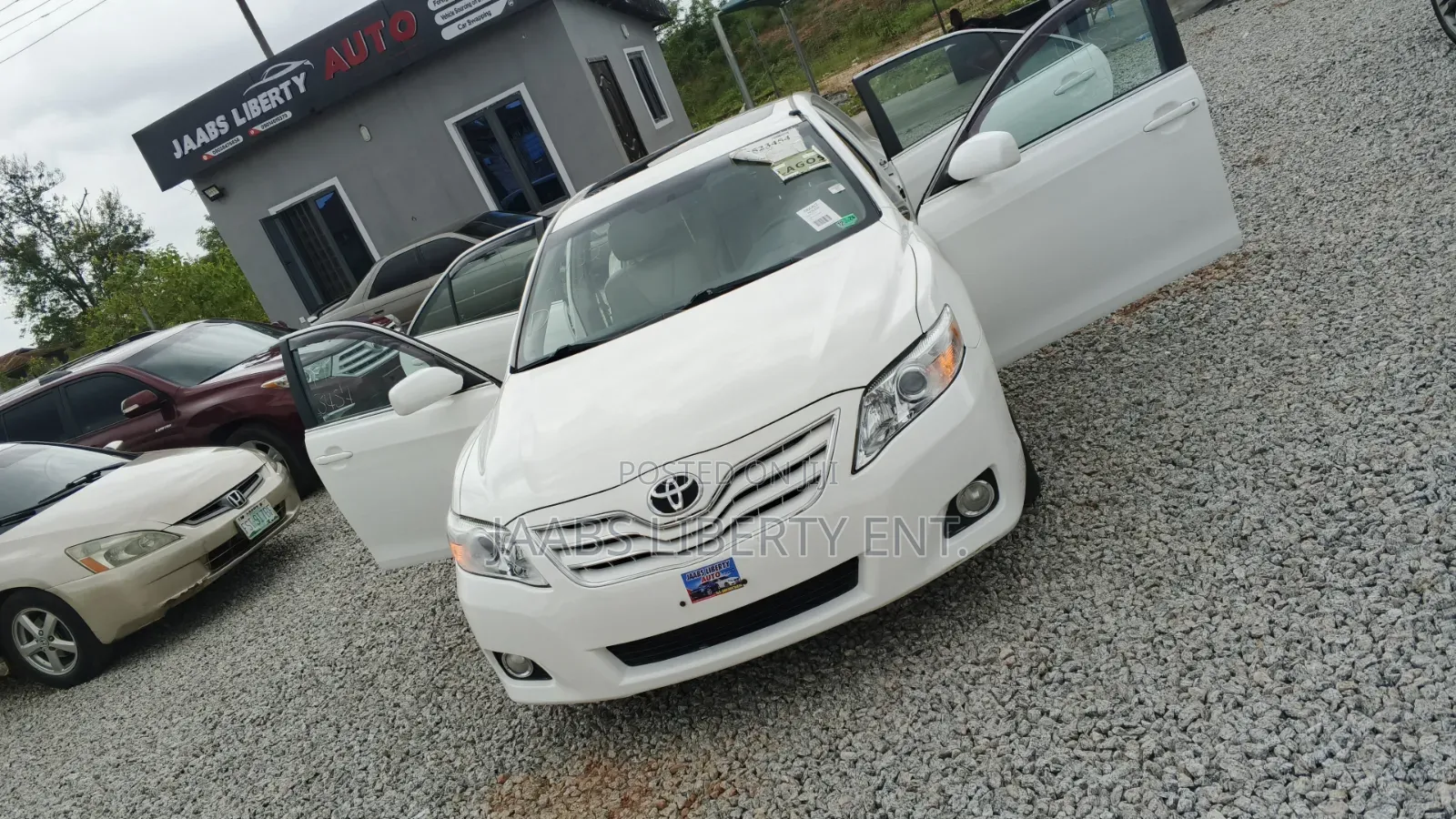 Toyota Camry 2010 White