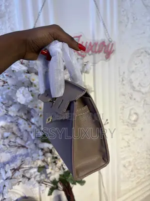 Quality Nude Bag