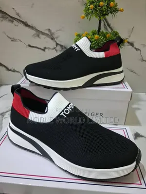 Trendy Tommy Hilfiger Sneakers CKS 8e