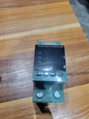 Digital Adjustable Voltage Regulator