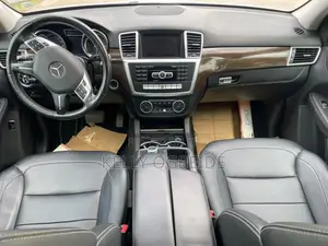Mercedes-Benz M Class 2015 Silver