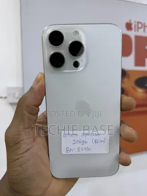 Apple iPhone 15 Pro Max 256 GB White