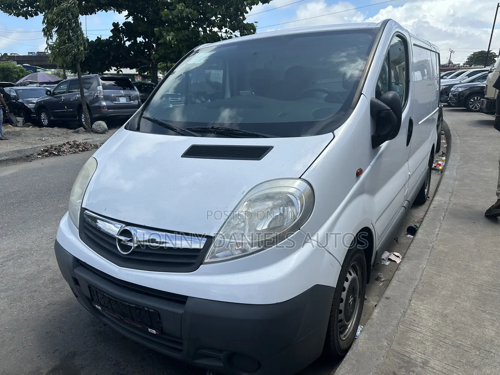 Opel Vivaro 2015 White