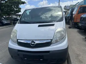 Opel Vivaro 2015 White