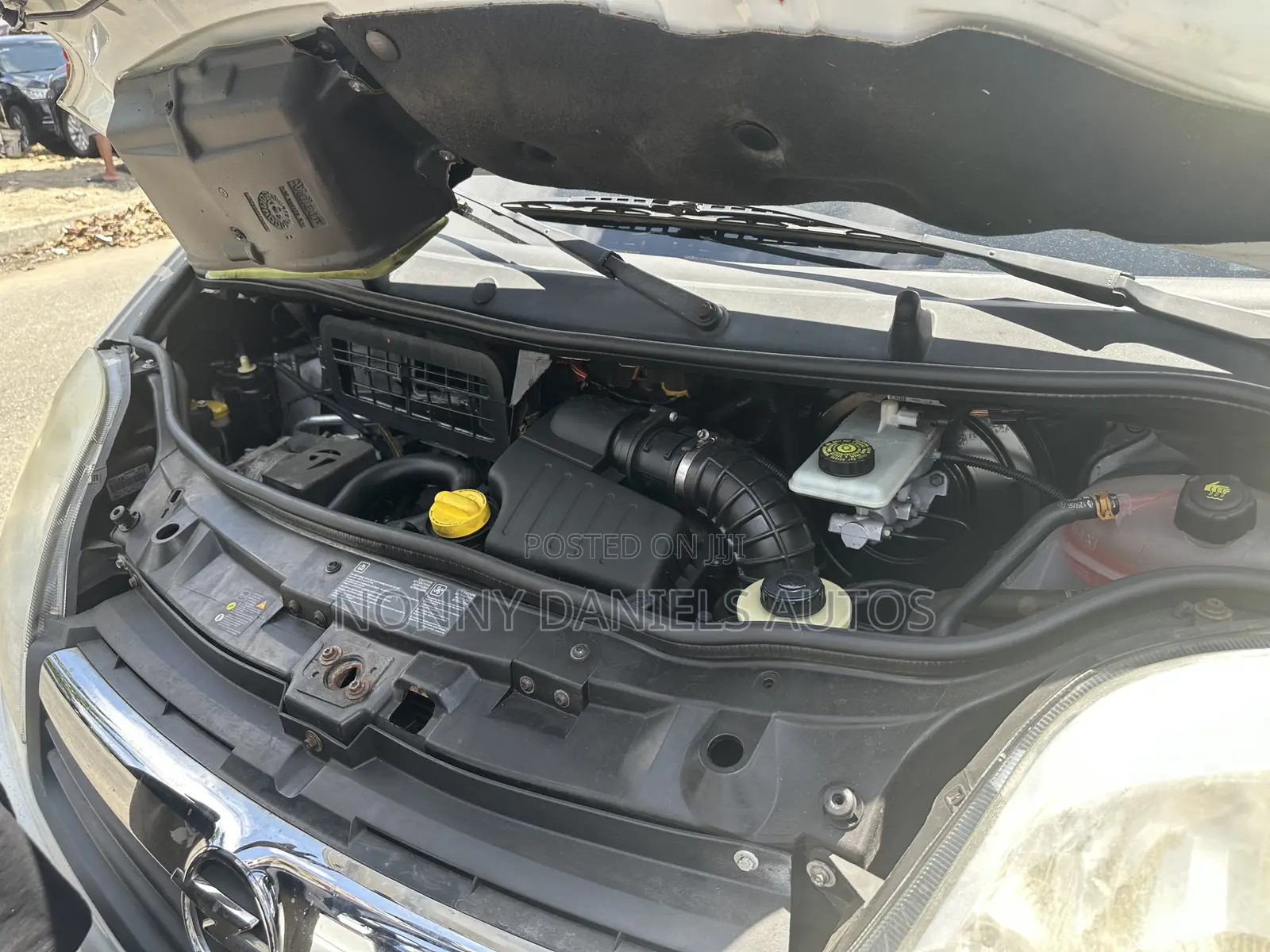 Opel Vivaro 2015 White