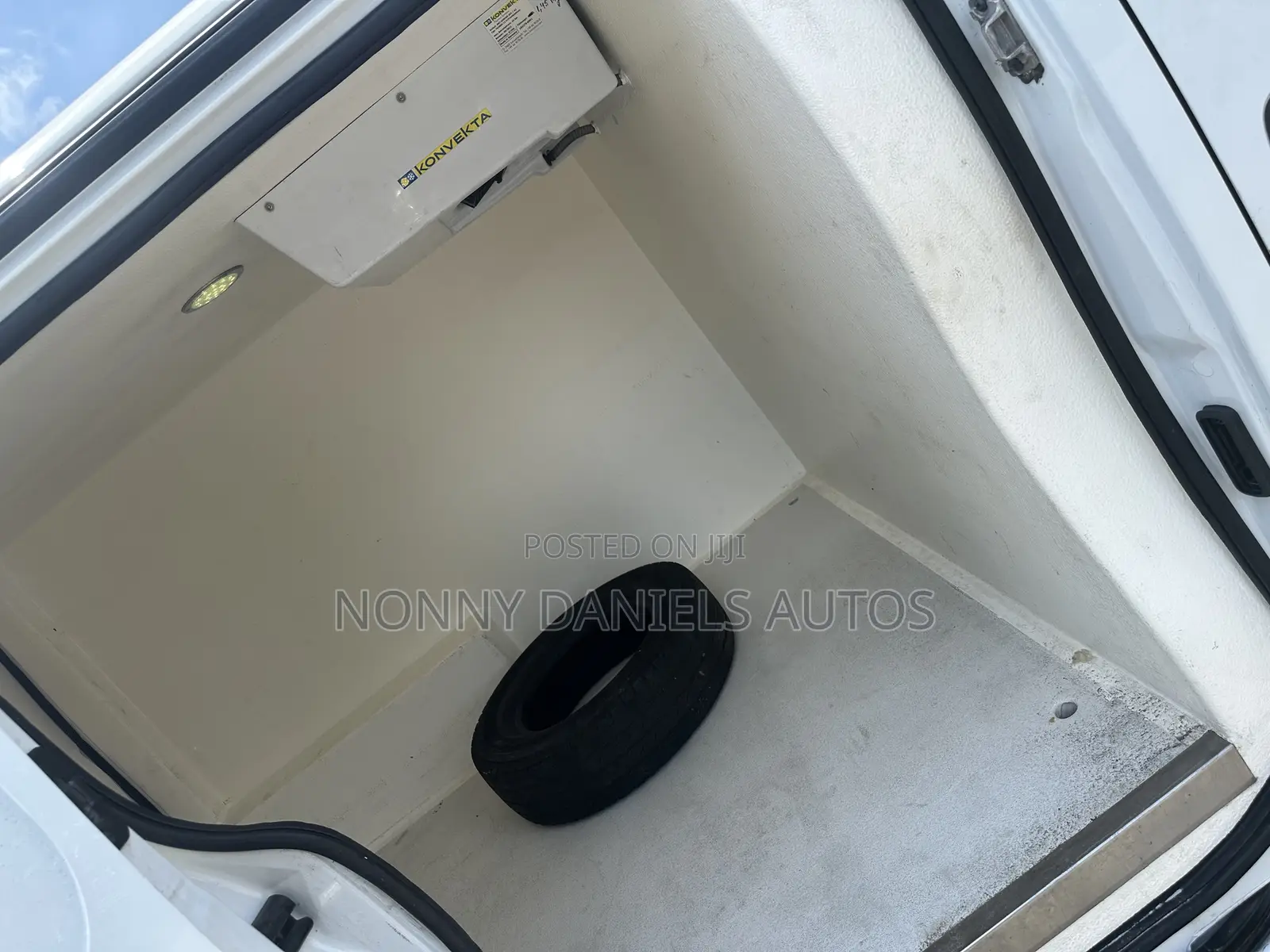 Opel Vivaro 2015 White