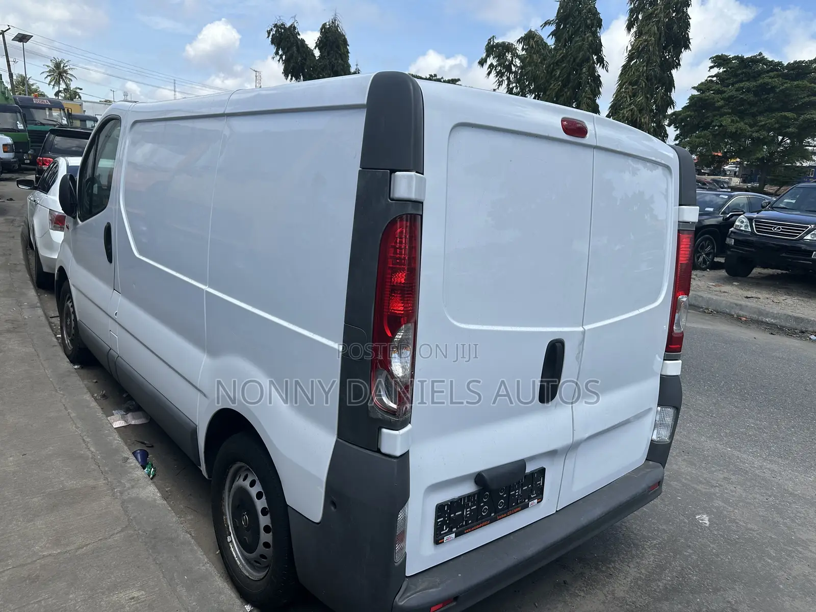 Opel Vivaro 2015 White