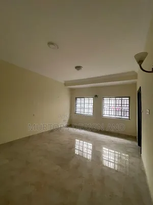 3bdrm Apartment in Lekki Phase 1 for rent