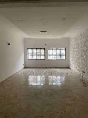 3bdrm Apartment in Lekki Phase 1 for rent