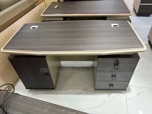 Executive Mini Office Table