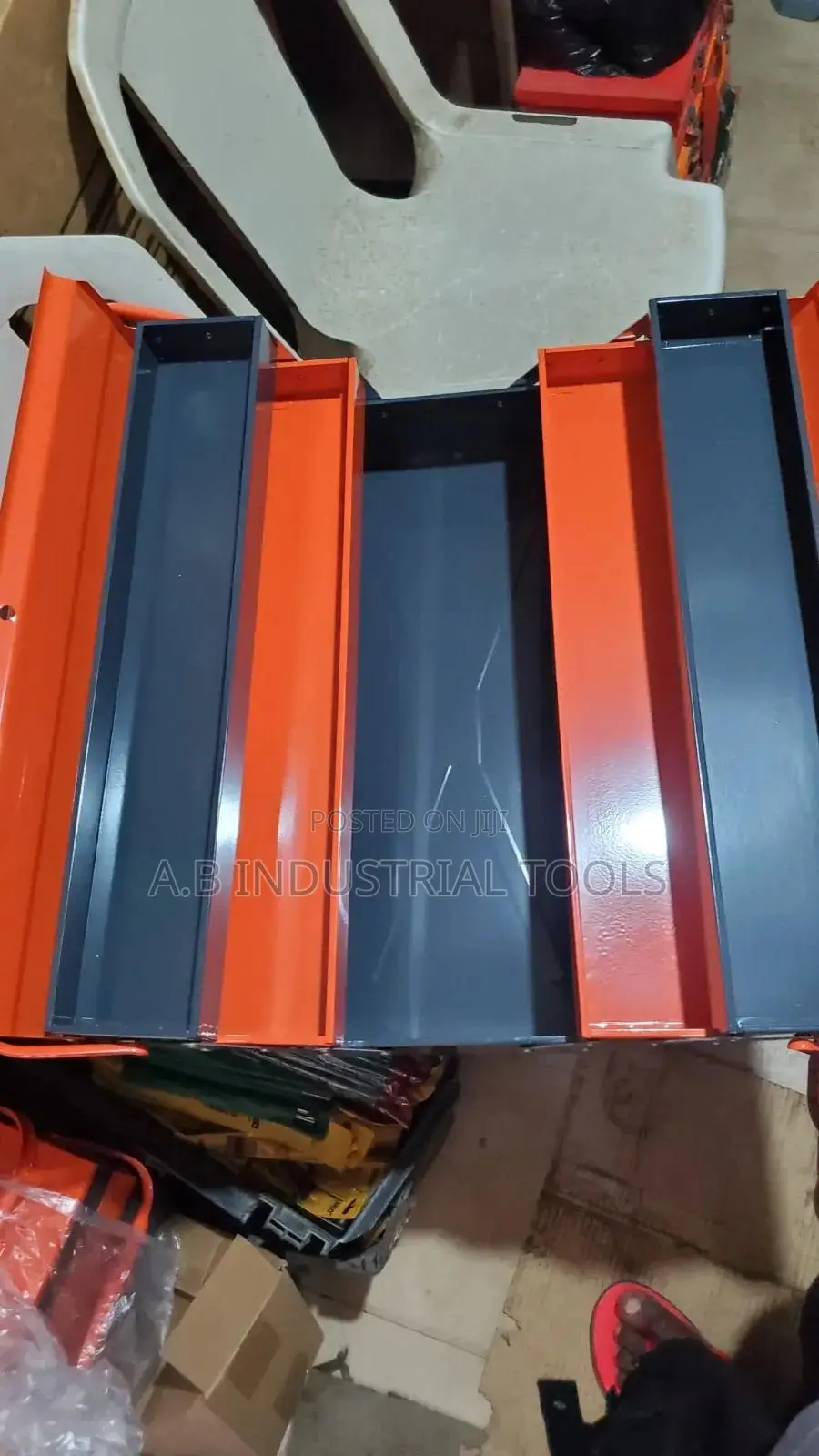 Empty Tool Box