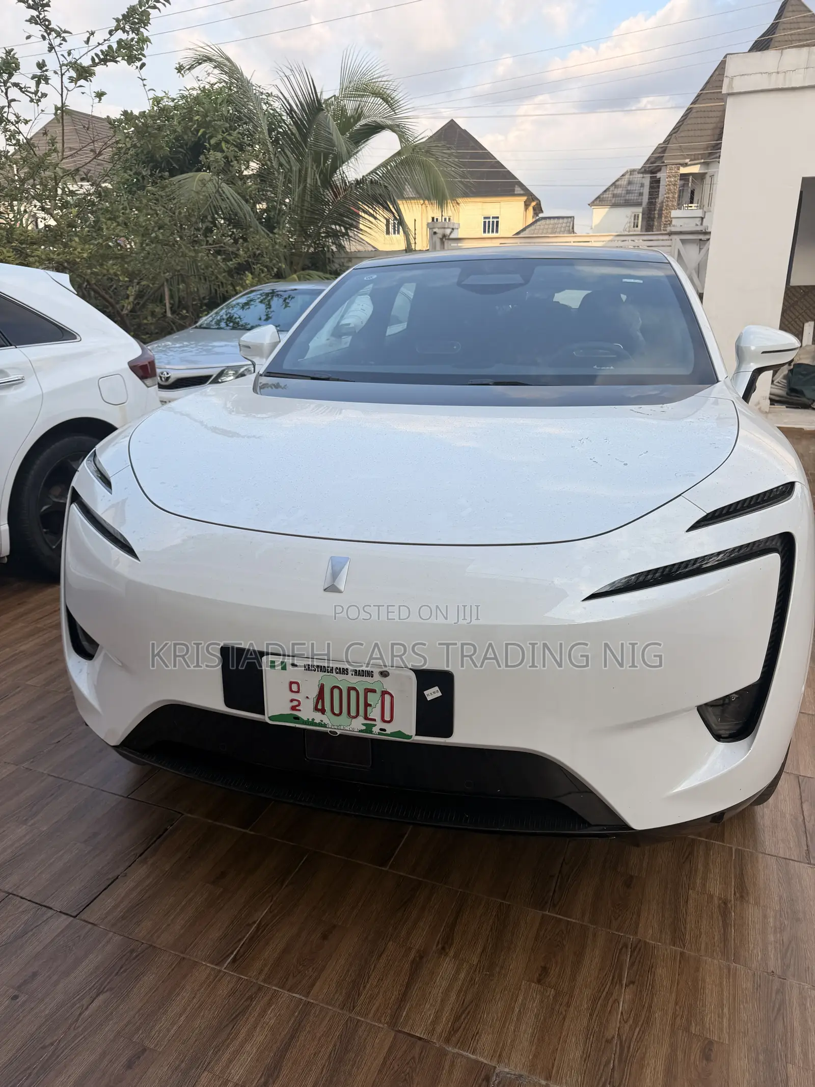 New Avatr 11 2025 White