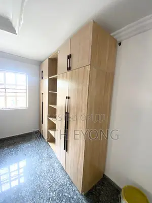 1bdrm Apartment in Off Bisola Durosimi, Lekki Phase 1 for rent