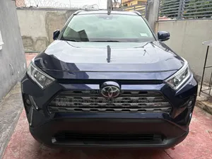 Toyota RAV4 Limited AWD 2020 Blue