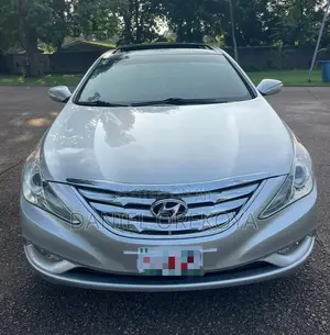 Hyundai Sonata Limited 2.0T Sedan (2.0L 4cyl 6A) 2013 Silver