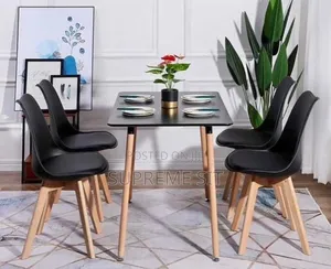 Dinning Set by 4 Chairs