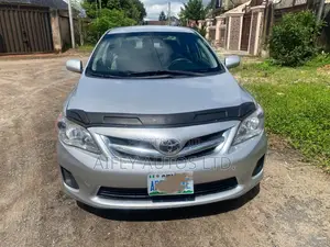 Toyota Corolla 2011 Silver