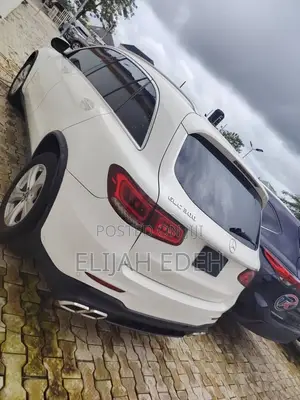 Mercedes-Benz GLC-Class 2018 White