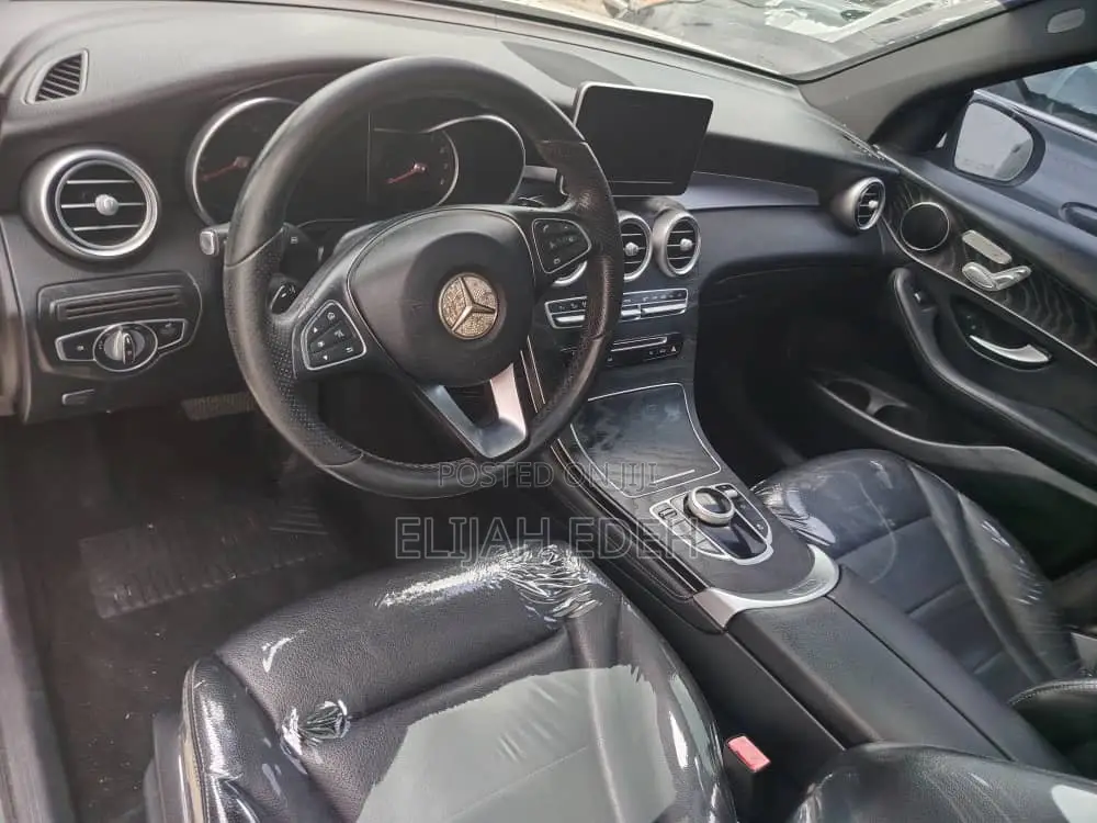 Mercedes-Benz GLC-Class 2018 White