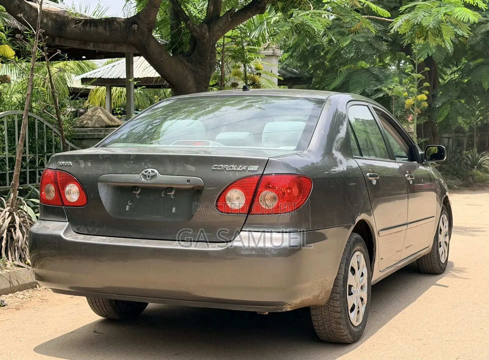 Toyota Corolla LE 2007 Gray