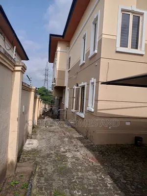 5bdrm Duplex in Akura Villa Estate., GRA Phase 1 for rent