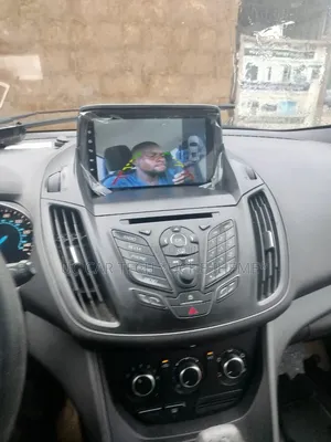Ford Escape 2014 Android