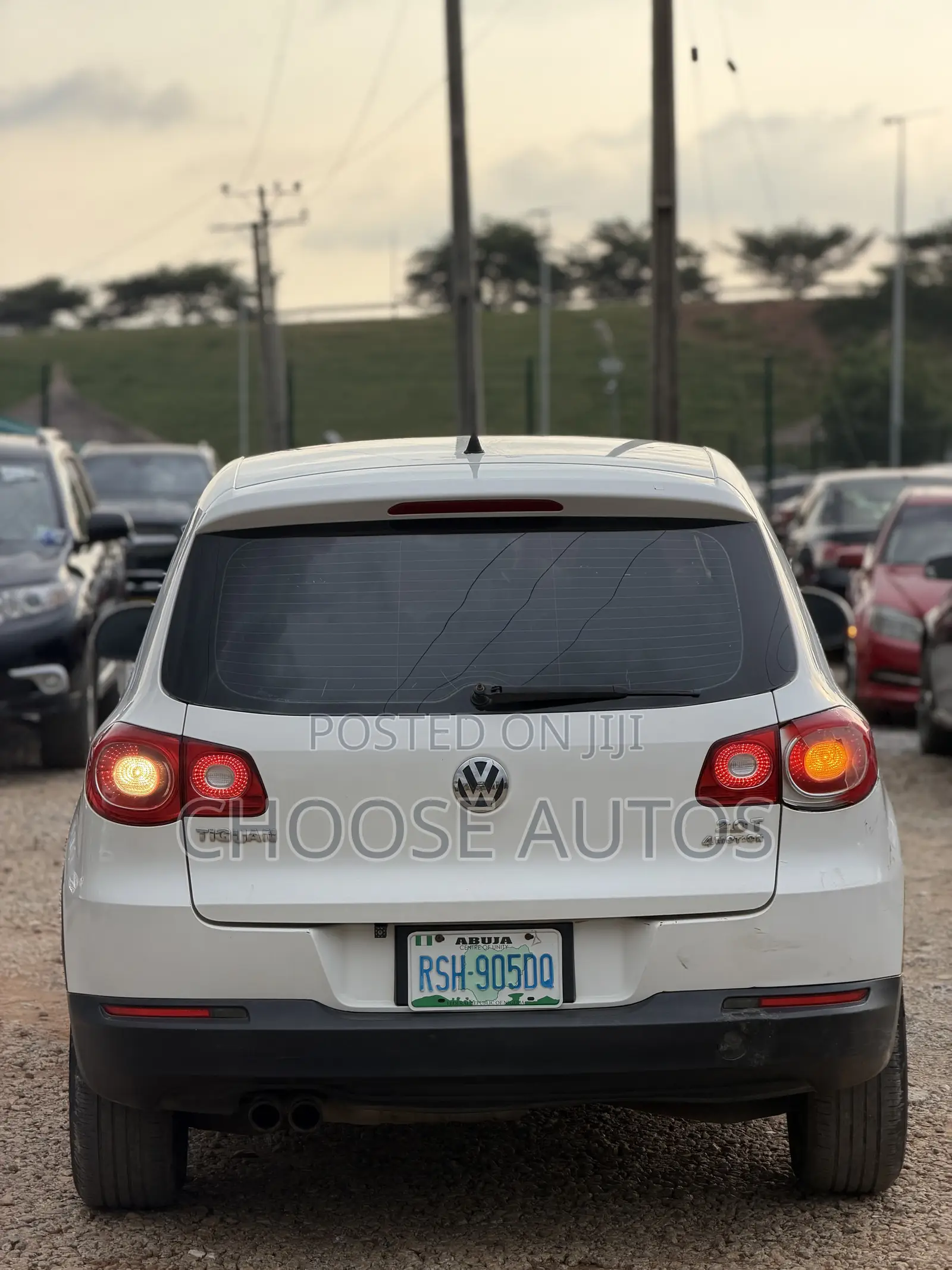 Volkswagen Tiguan S 2011 White