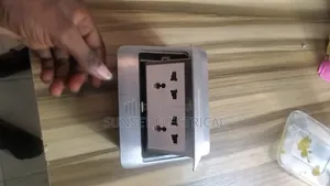 Multi Mouth Pop Floor Socket