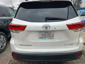 Toyota Highlander 2016 Off white