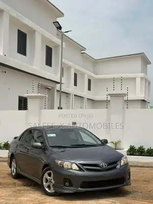 Toyota Corolla S 4dr Sedan (1.8L 4cyl 4A) 2011