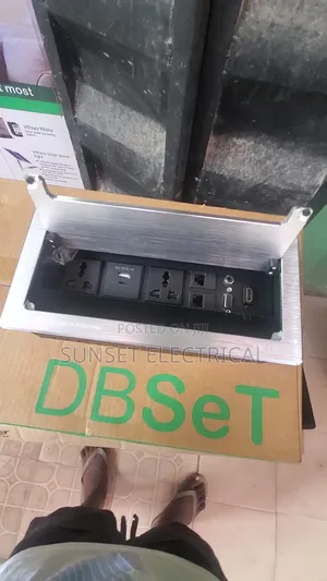 Silver Desk Socket