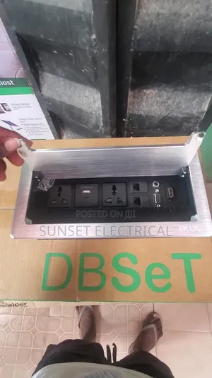 Silver Desk Socket