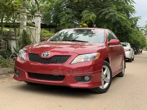 Toyota Camry SE 4dr Sedan (2.5L 4cyl 6AM) 2010 Red