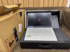Laptop Asus ROG Zephyrus G14 16GB AMD Ryzen 7 SSD 512GB
