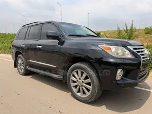 Lexus LX 570 2010 Black