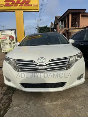 Toyota Venza Limited 2010 White