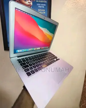 Laptop Apple MacBook Air 2014 8GB Intel Core i5 SSD 128GB