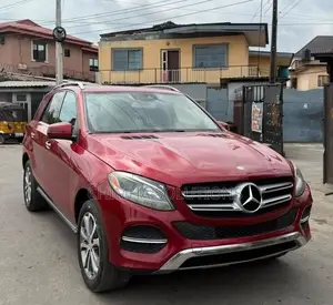 Mercedes-Benz GLE-Class 2016 Red